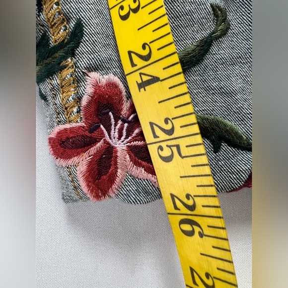 Driftwood Colette Embroidered Jeans - Picture 12 of 13